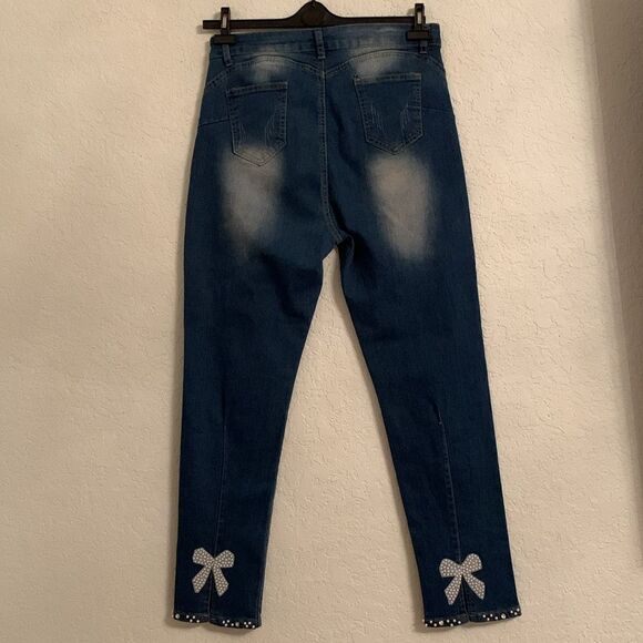 Women’s Classic High Rise Embellishment Pearl Pull On Denim Size XL - Picture 3 of 14